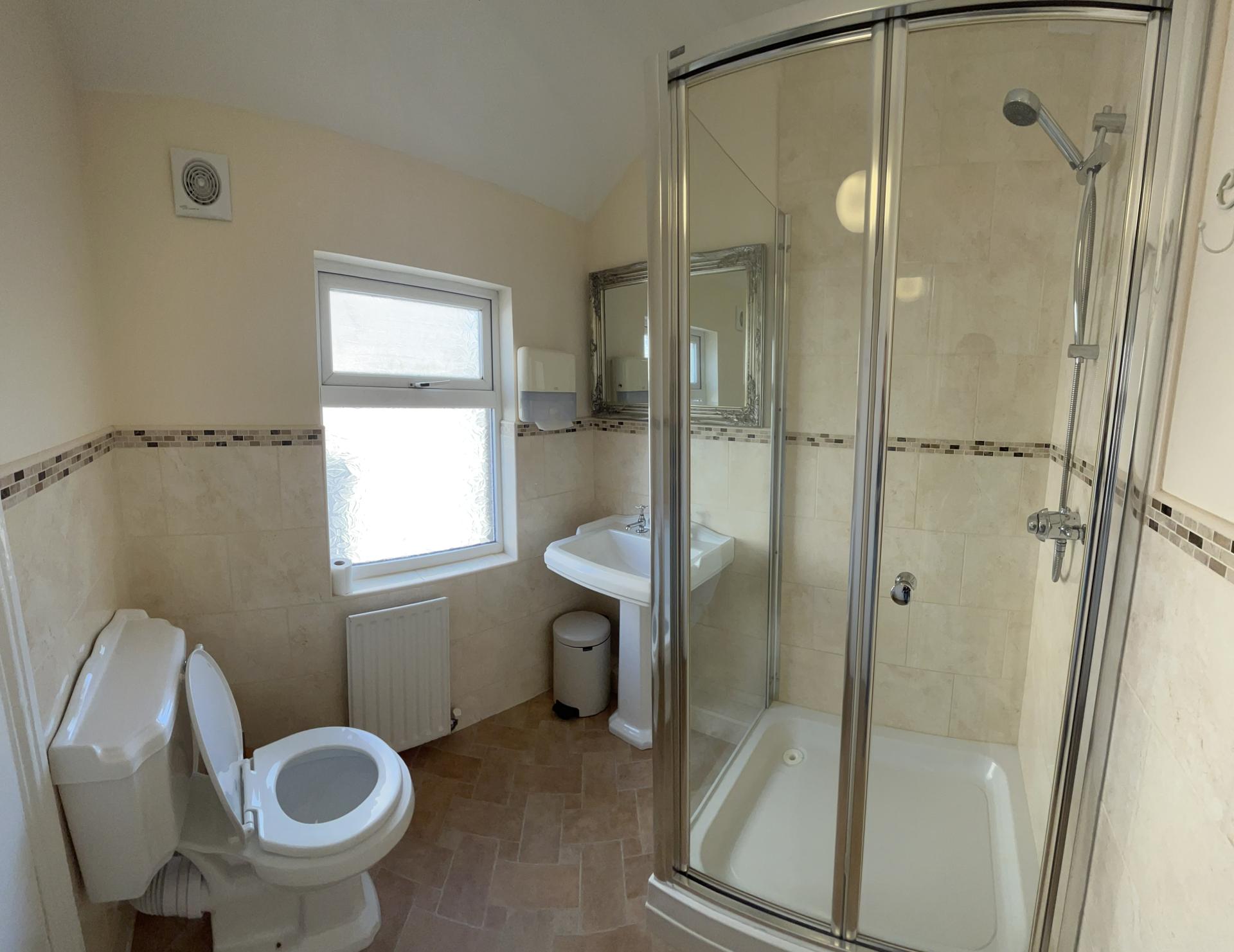 Twin Room Single Occupancy (Inc. Breakfast)