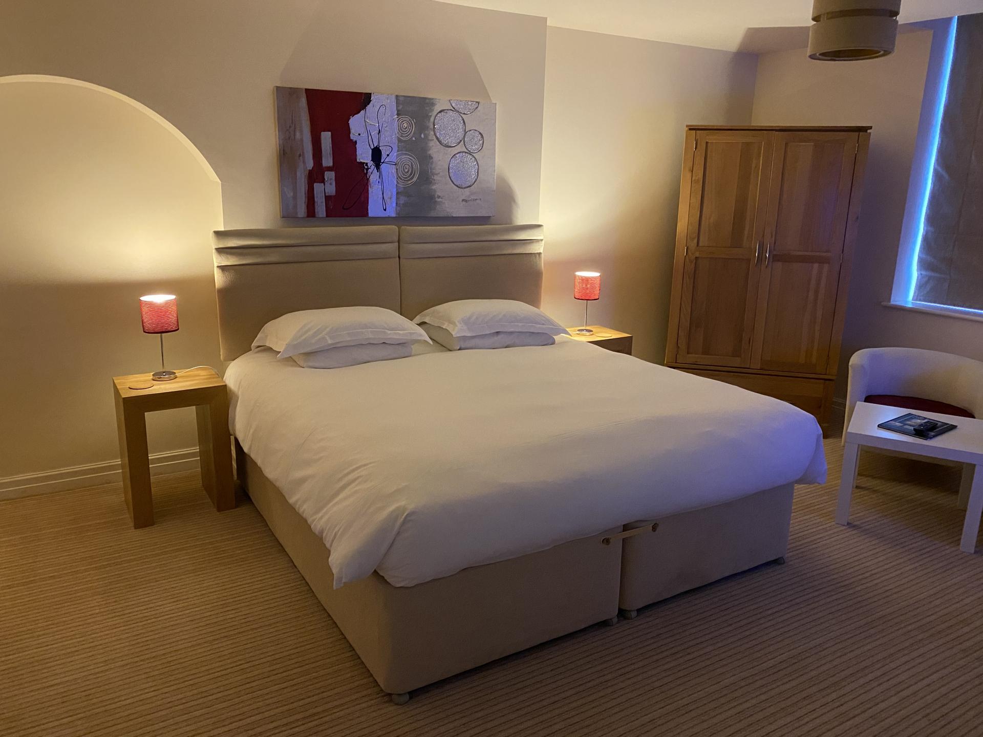 Double en-suite (Room only)