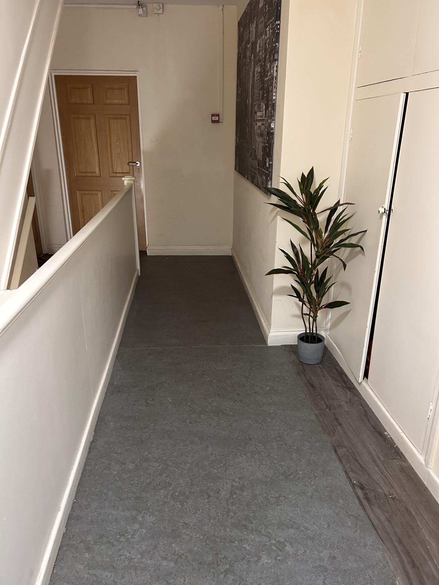 Standard Single Room Shared bathroom (Room Only)