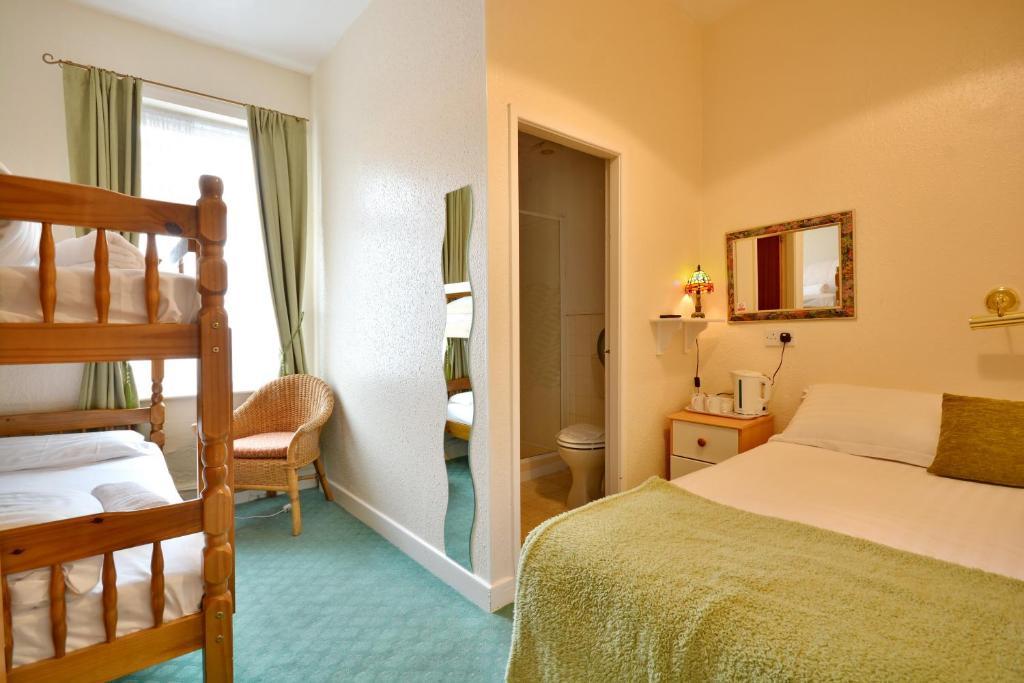 Half Board - Family En-suite