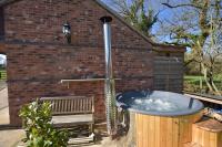 {$filename} Oak Tree Stables 4