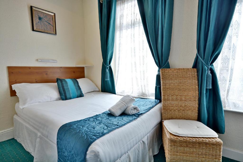 Half Board - Double En-suite