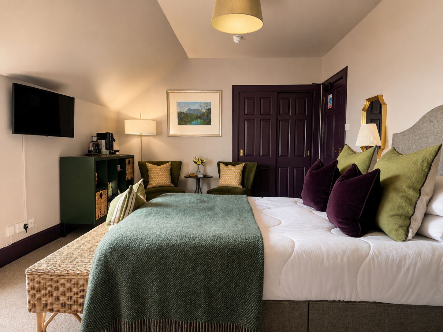 King Room with Loch View