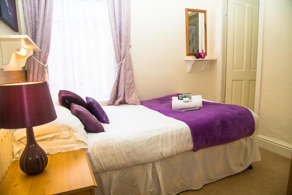 Half Board -Budget Double Room En-suite with shower