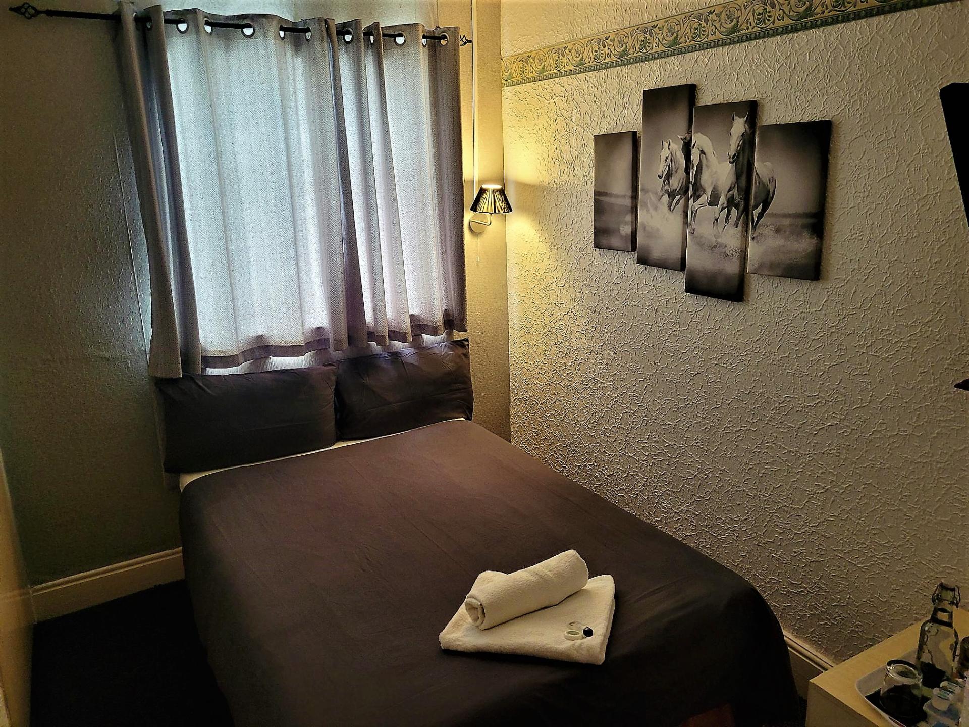 Comfort Double Bed En-suite 7