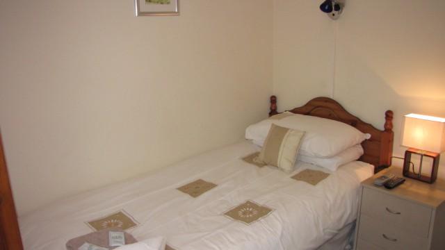 Single, Room 11 / 12 En-suite, (inc. Breakfast)