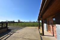 {$filename} Oak Tree Stables 5