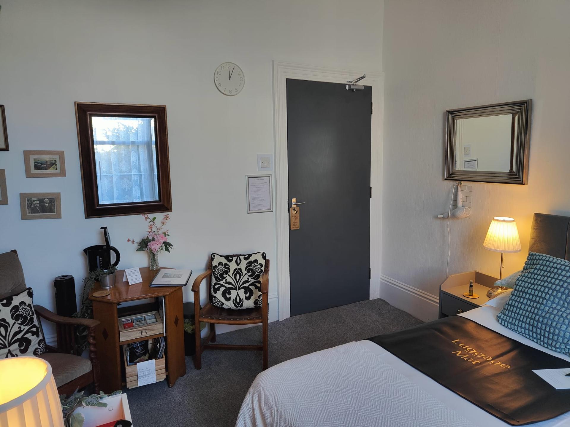 room 8