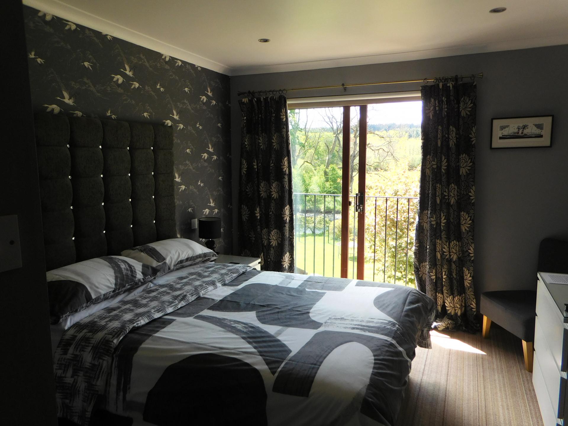 King Double With Juliet Balcony - (inc. Breakfast)