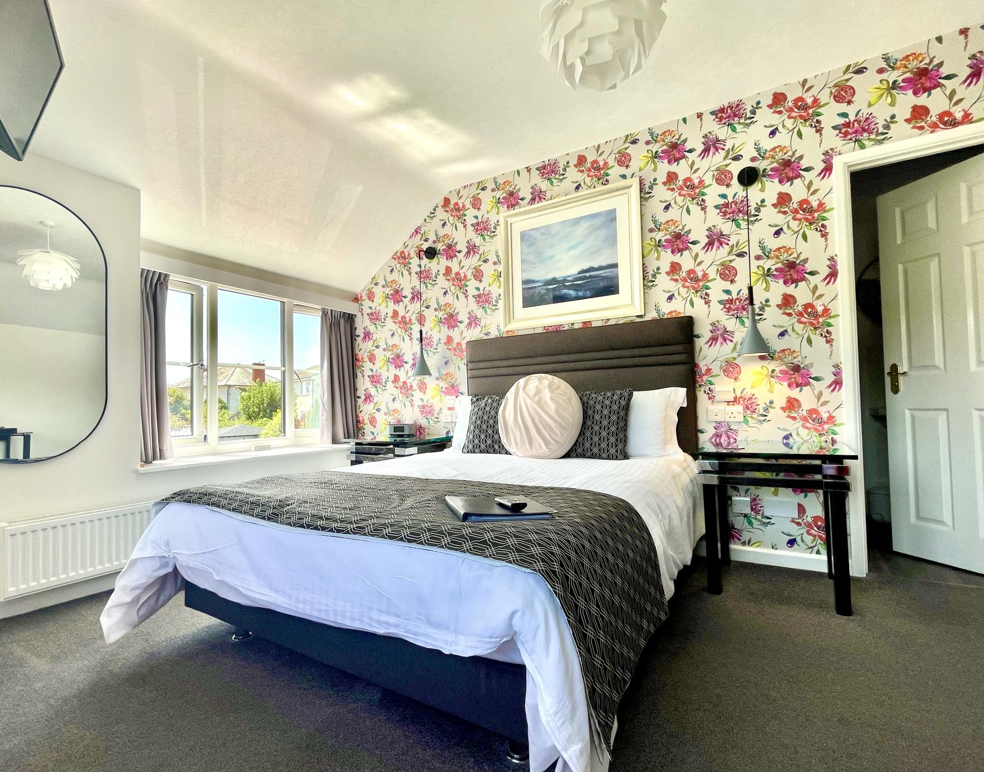 King Size Deluxe Room En-suite Bed & Breakfast