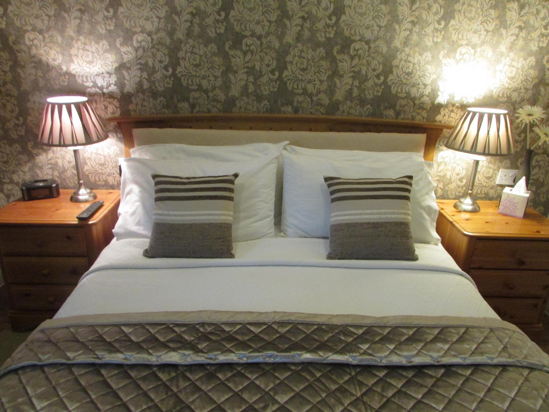 King Double En-suite for one adult