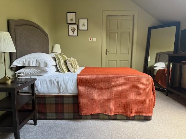 Room 6. A double room with copse view - CONTACTLESS VISIT WITH BREAKFAST TRAY.