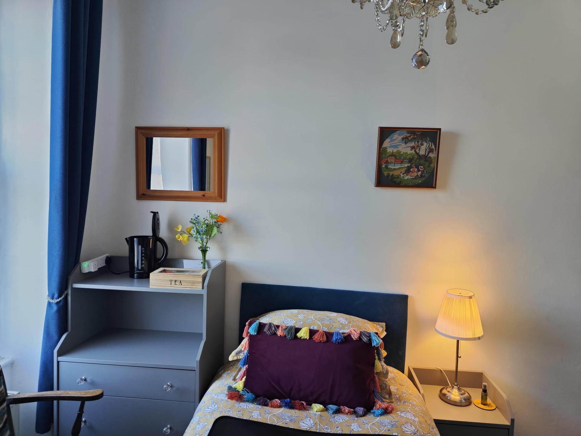 room 8