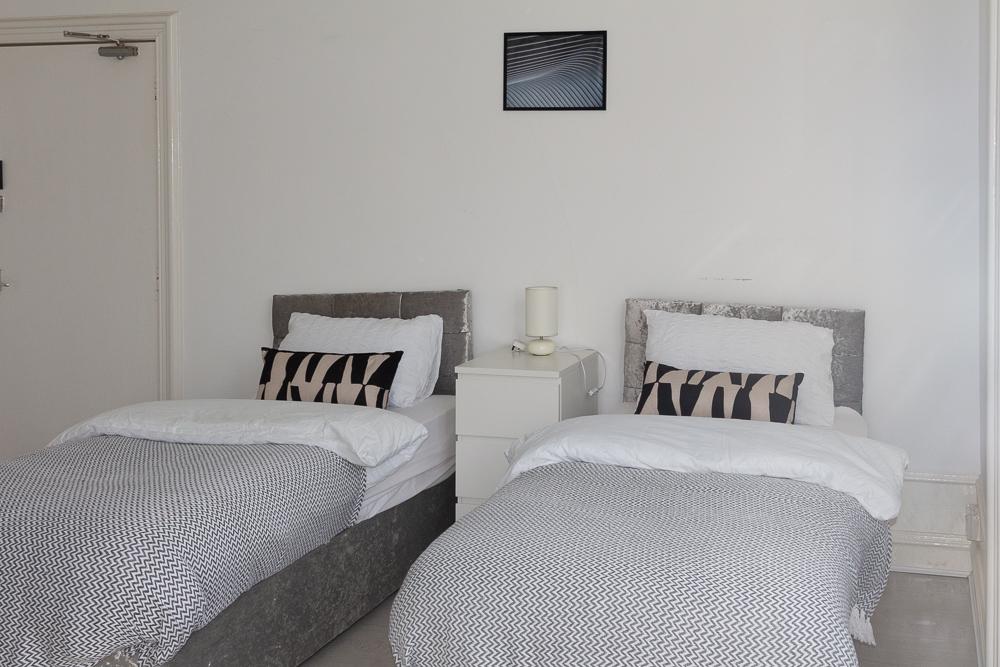 room 6