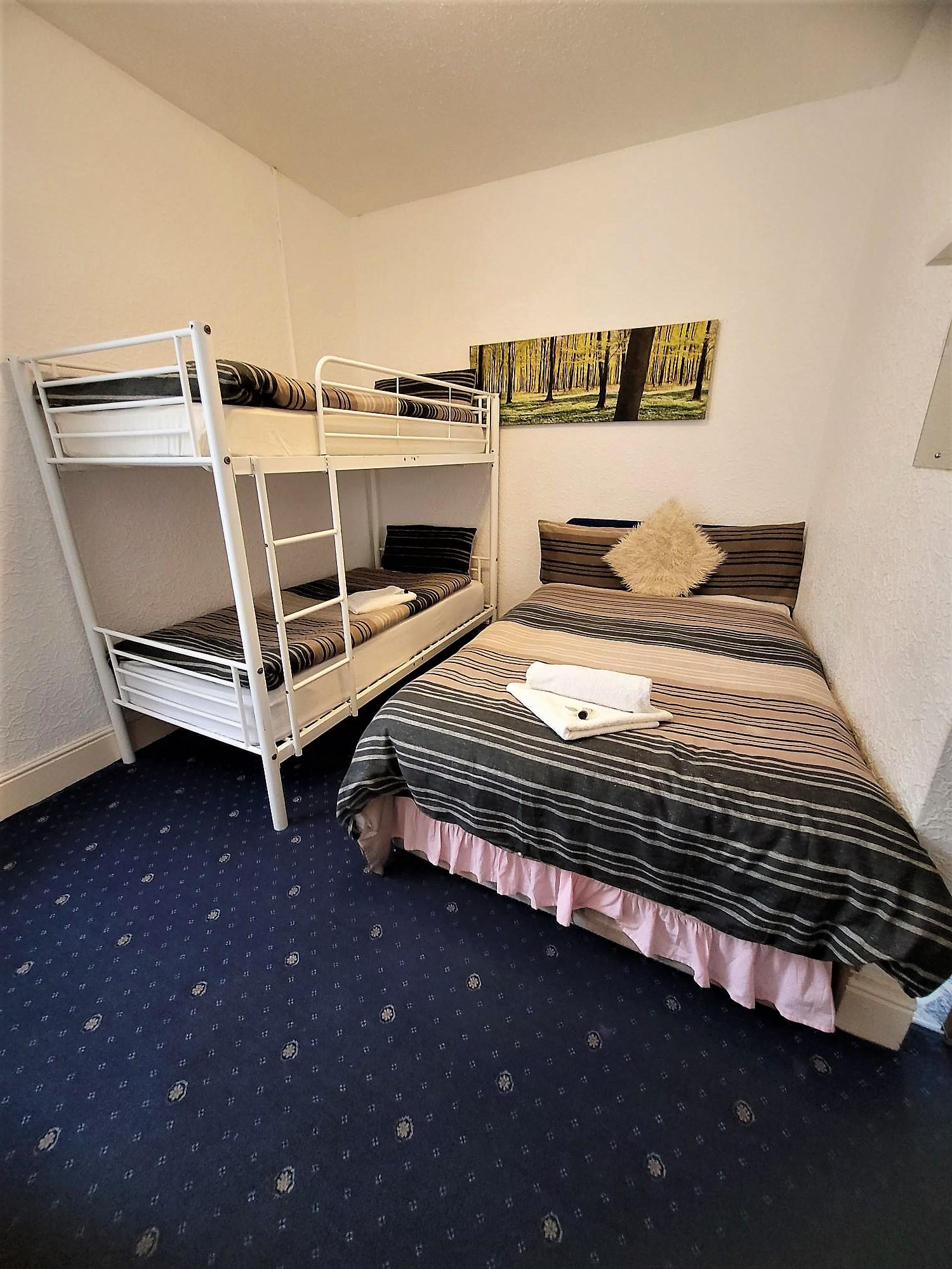 Comfort Quadruple Room En-suite 1