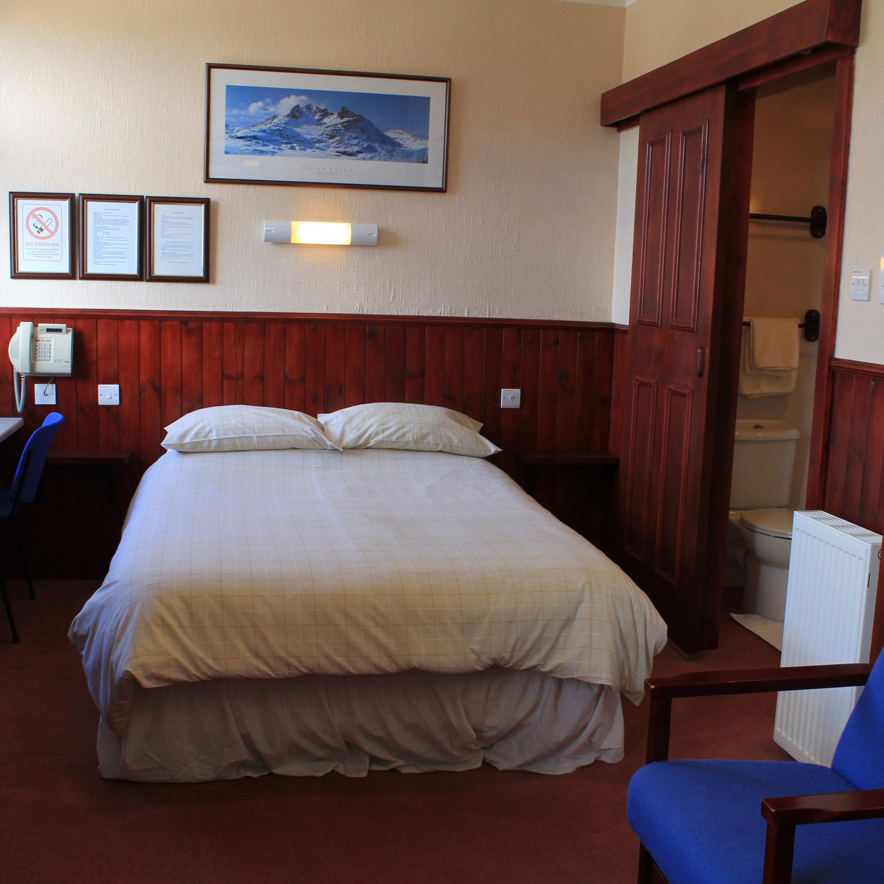 Double En-suite Room (inc. Breakfast)
