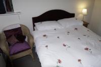 Double Room 9 Fourways Guesthouse 7