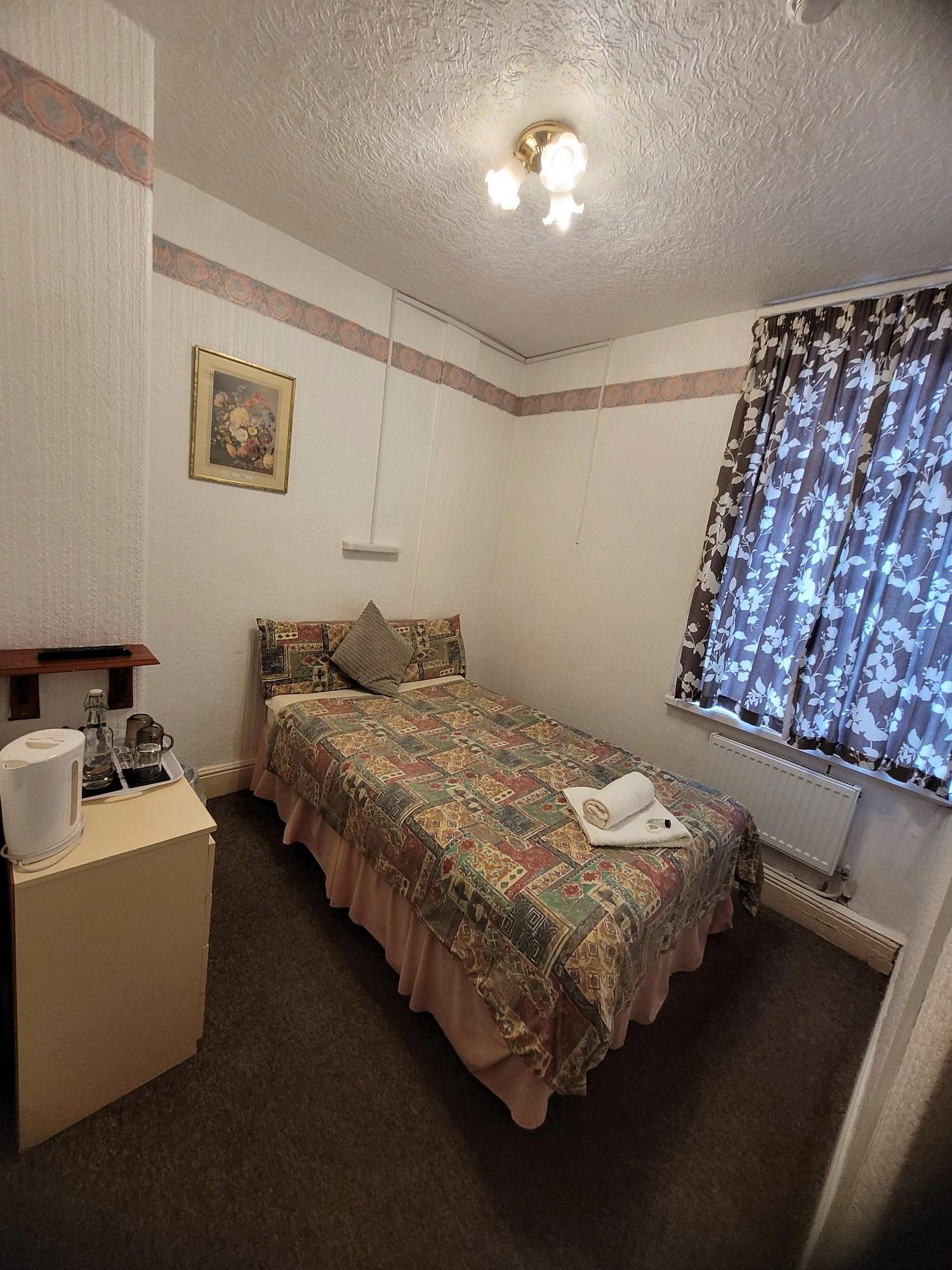 Comfort Double Bed En-suite 2