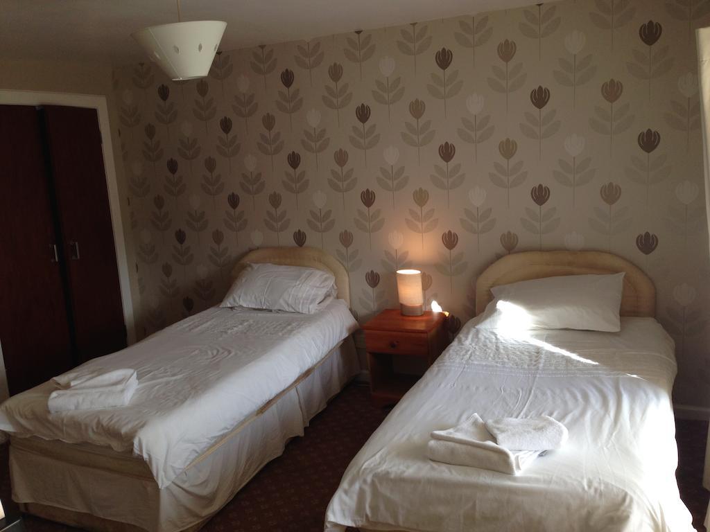 Twin En-suite Room (inc. Breakfast)
