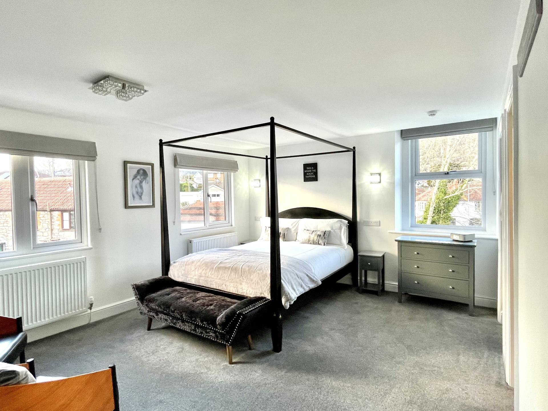 Four Poster Superior King Room Bed & Breakfast