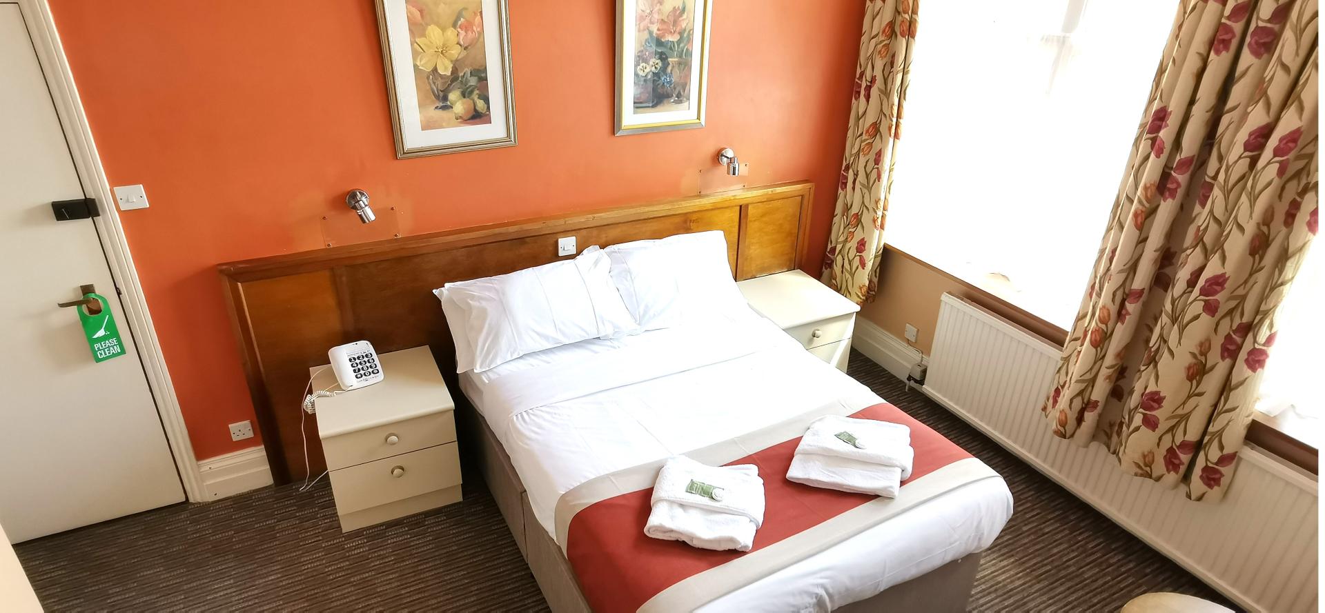 Double En-suite Room (inc. Breakfast)