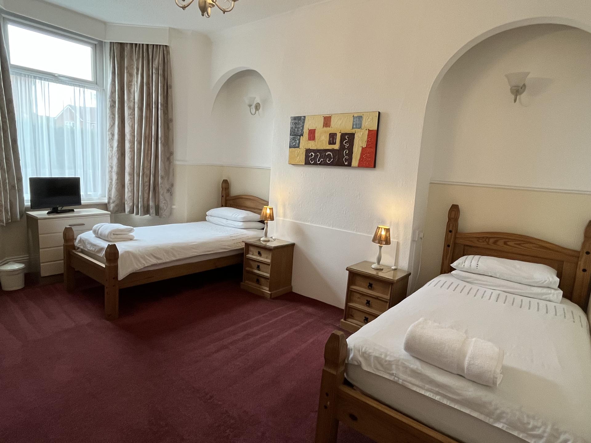 Twin Room ground Floor Single Occupancy(Inc.Breakfast)